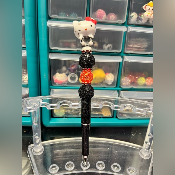 Beaded Pen:Melting HK - Picture 1 of 1